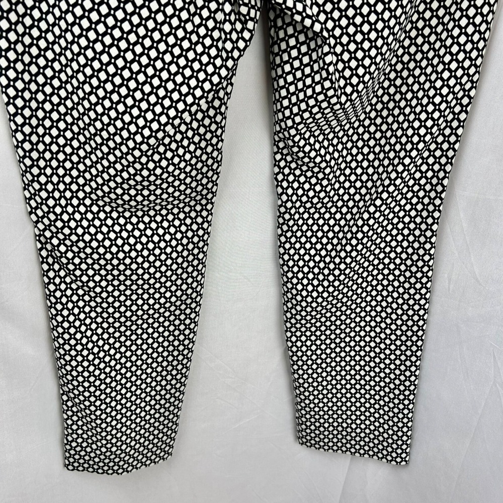 Banana Republic Factory Pants, Size 8, Sloan Crop Style, Diamond, Black White‎ - Picture 7 of 9